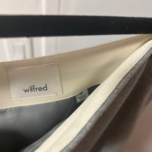 Aritzia Light Gray Wool Midi skirt - Picture 5 of 6